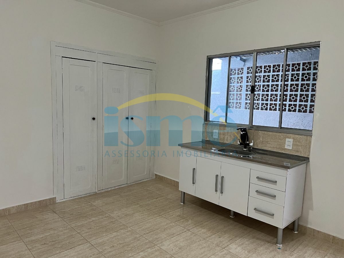 Casa para alugar com 3 quartos, 192m² - Foto 15