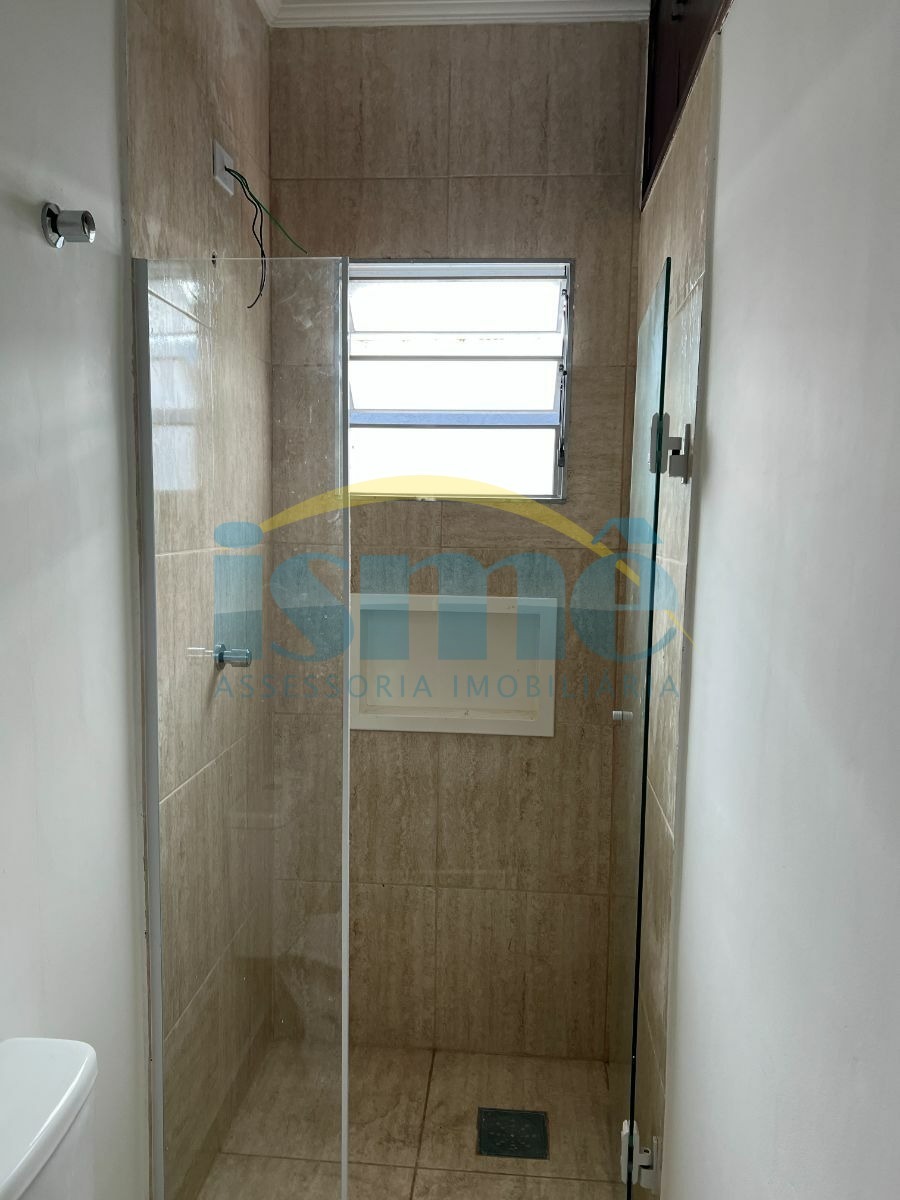 Casa para alugar com 3 quartos, 192m² - Foto 24