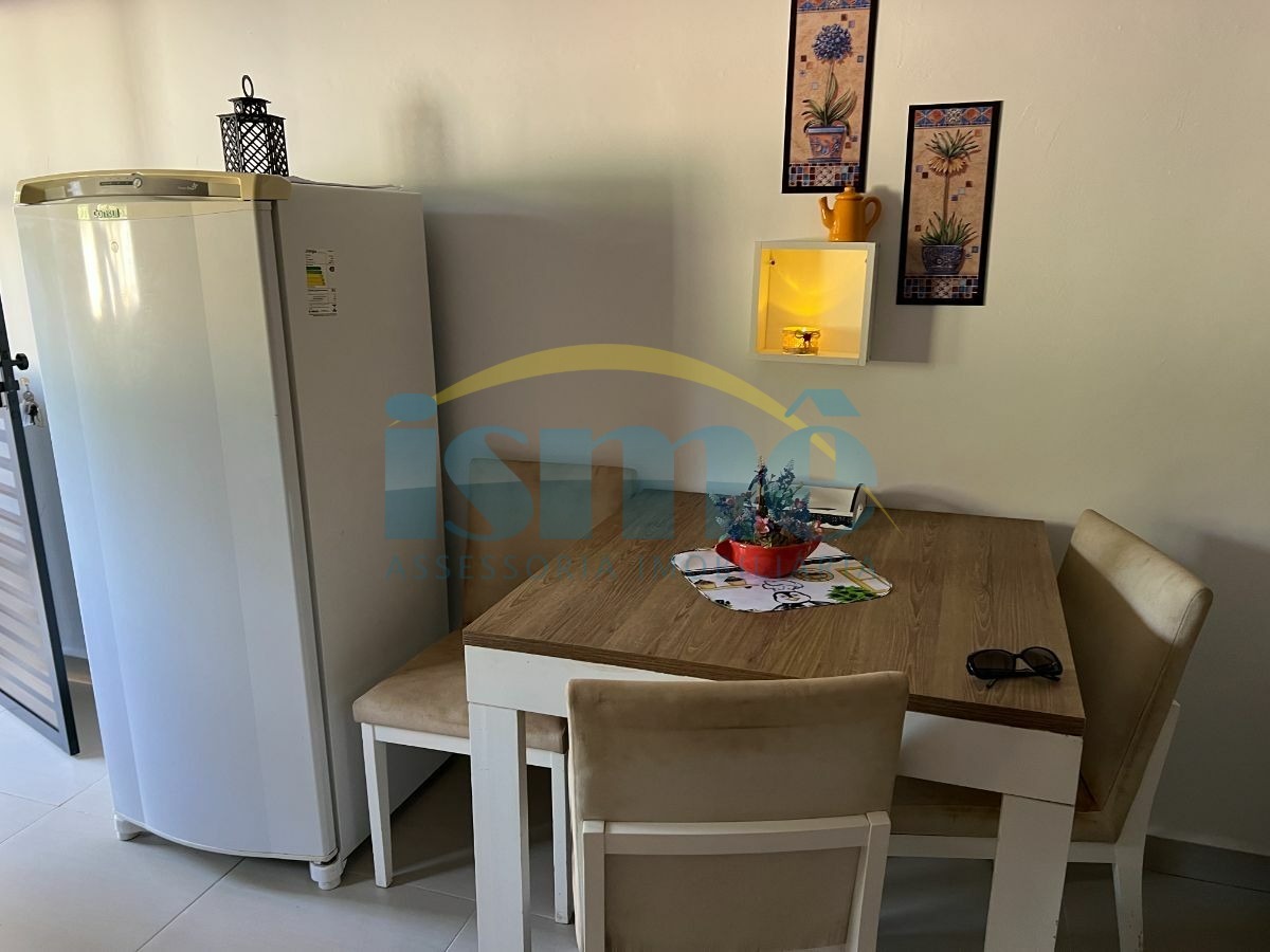 Casa para alugar com 2 quartos, 70m² - Foto 17