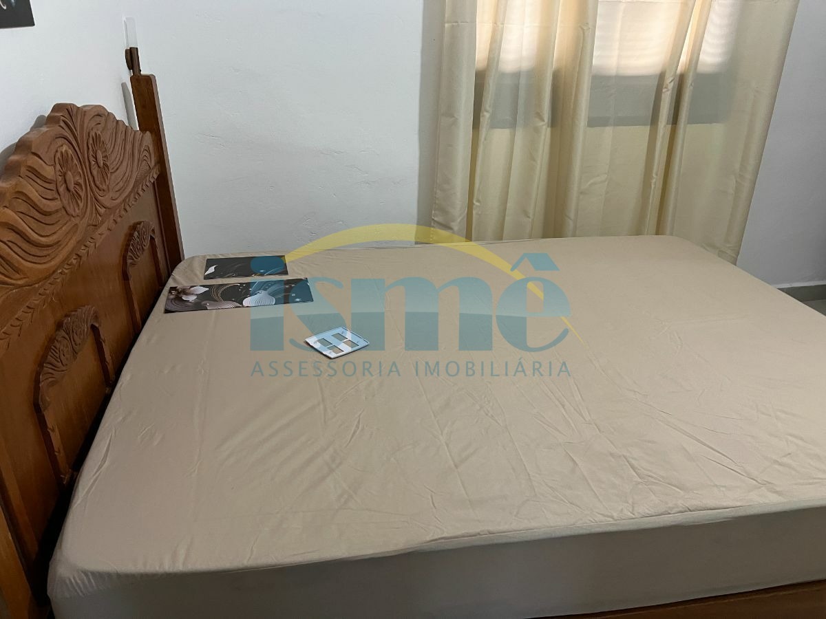 Casa para alugar com 2 quartos, 70m² - Foto 31