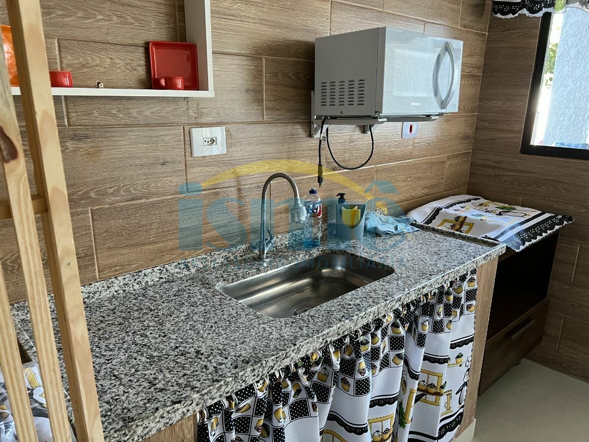 Casa para alugar com 2 quartos, 70m² - Foto 15
