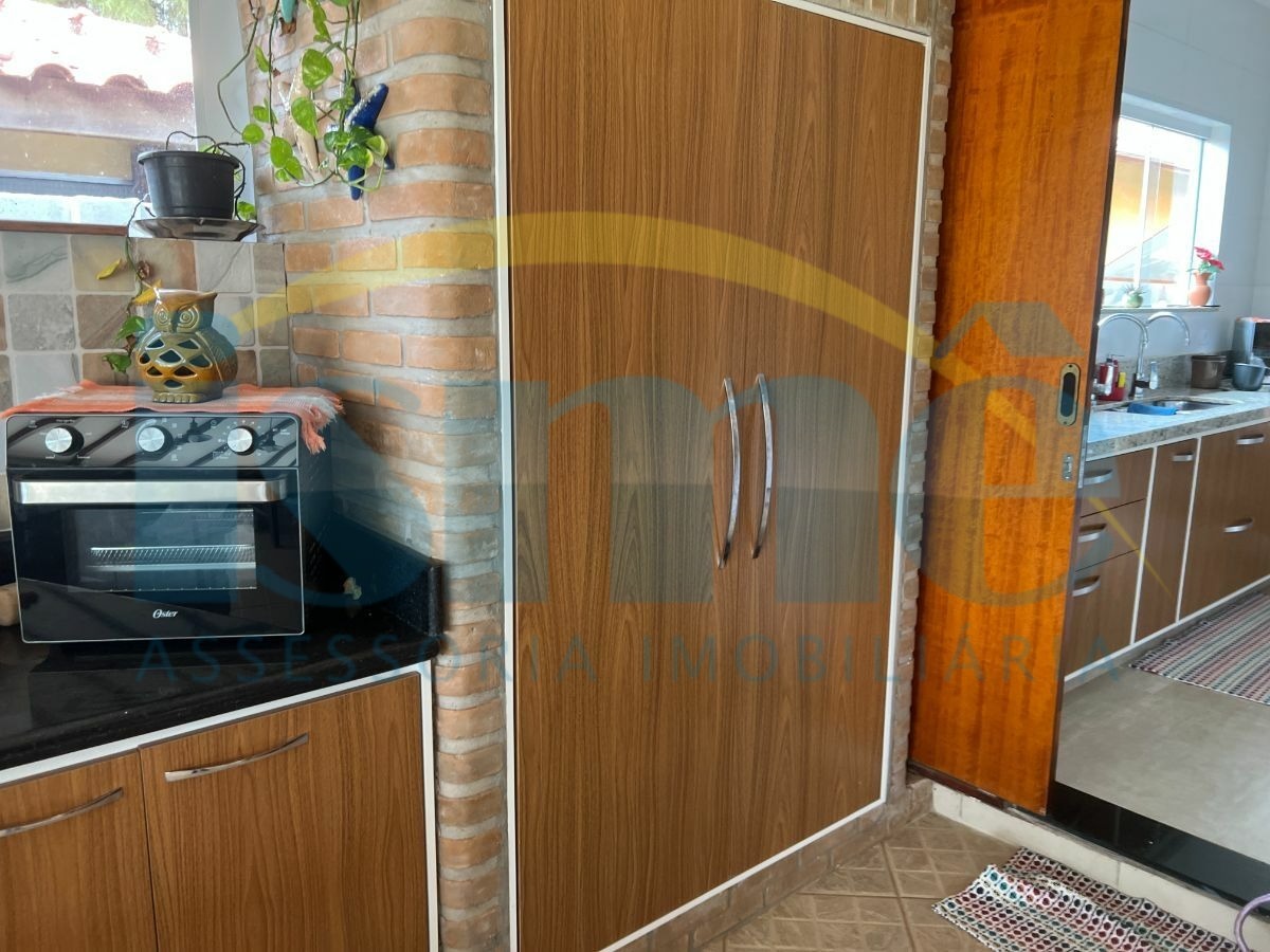 Chácara à venda com 4 quartos, 250m² - Foto 26