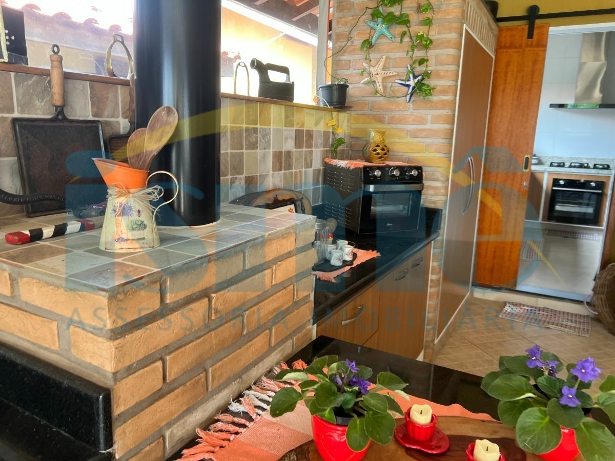 Chácara à venda com 4 quartos, 250m² - Foto 30