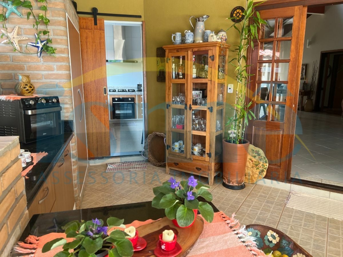 Chácara à venda com 4 quartos, 250m² - Foto 29