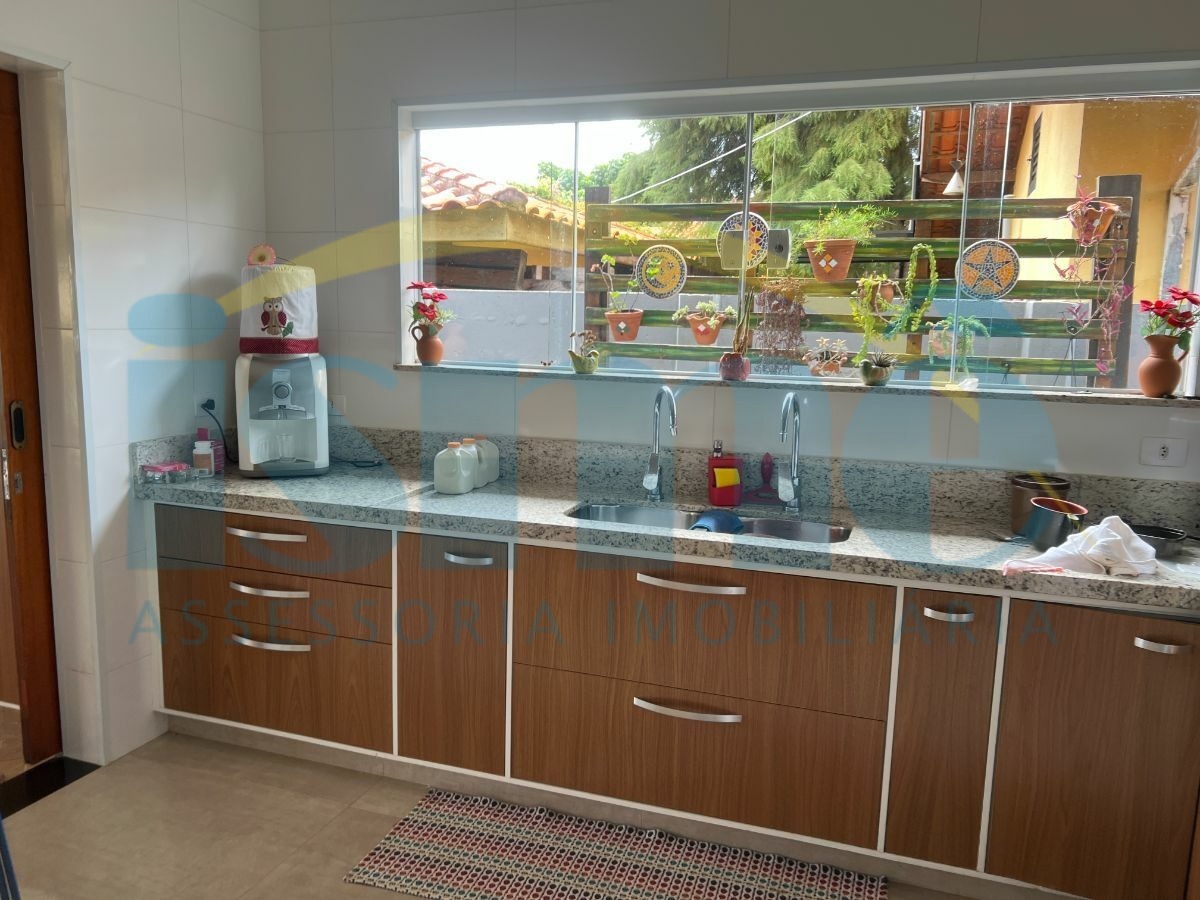 Chácara à venda com 4 quartos, 250m² - Foto 68
