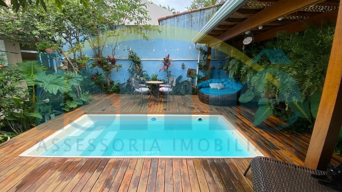 Casa, 3 quartos, 135 m² - Foto 1